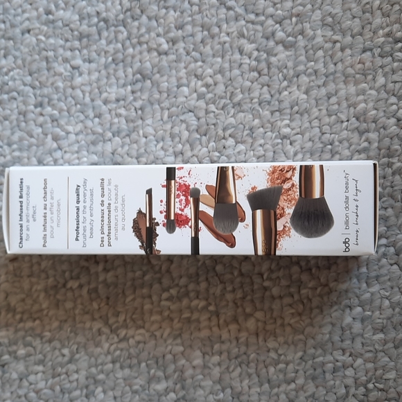 NWT, Pro Brush Essentials Kit - Picture 2 of 4